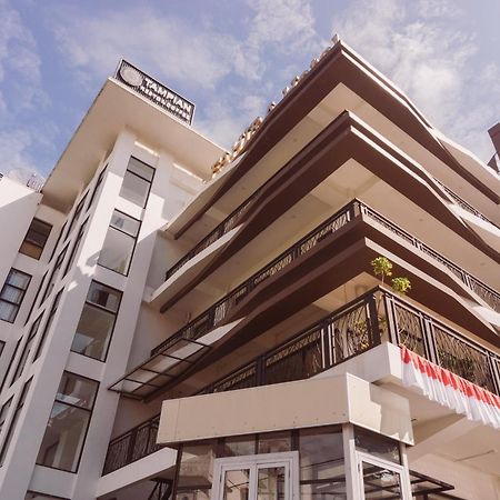 Fahira Hotel Syariah Bukittinggi Dış mekan fotoğraf