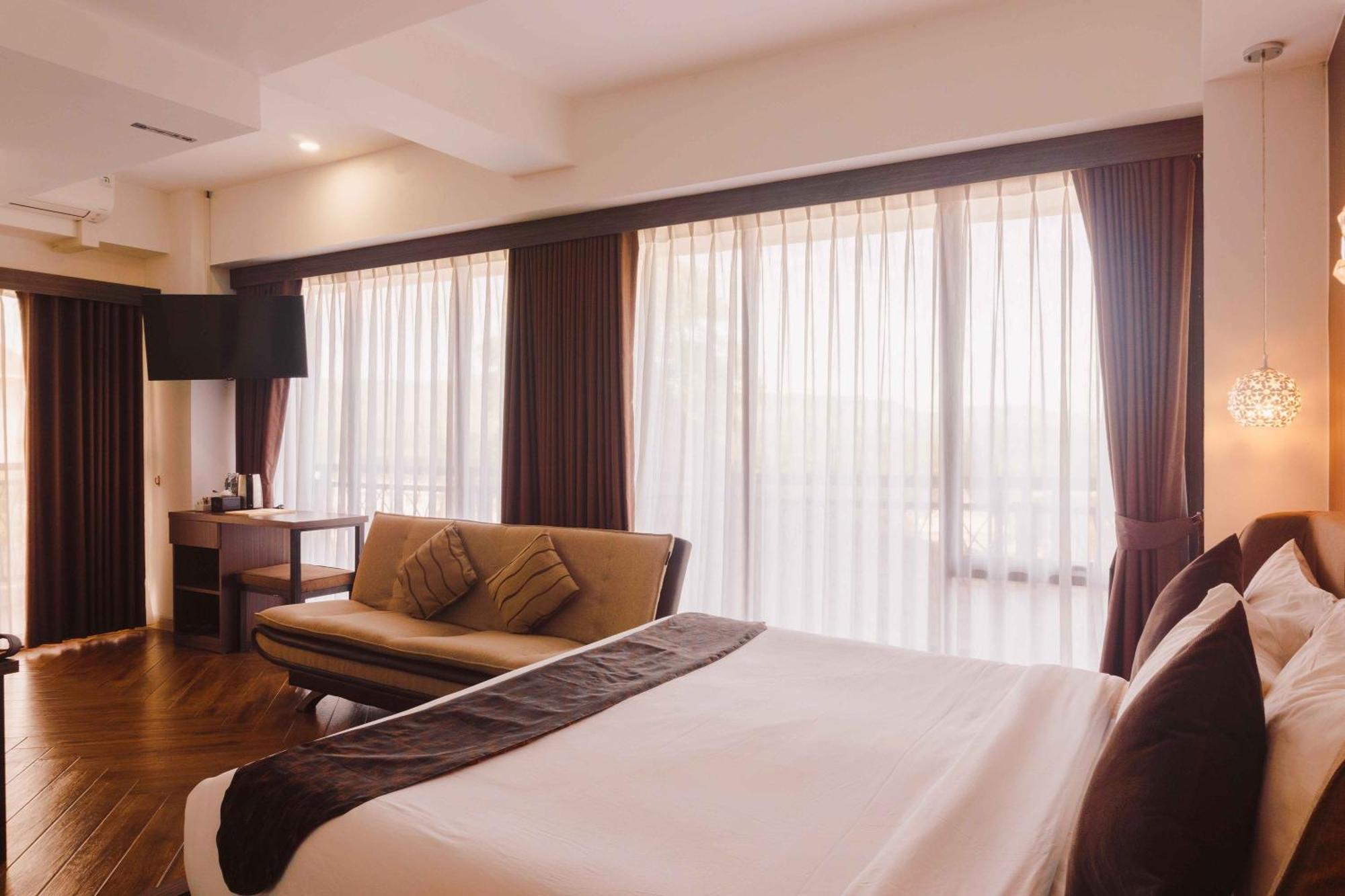 Fahira Hotel Syariah Bukittinggi Dış mekan fotoğraf